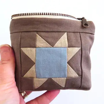 Sawtooth Quilted Zipper Pouch