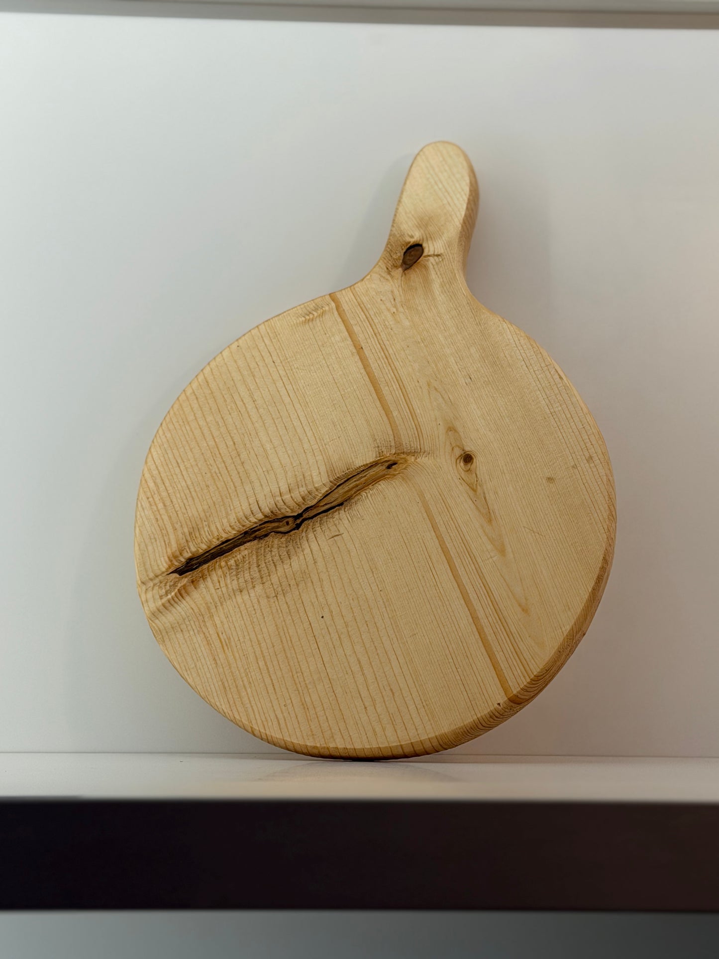 Round board with handle: Medium
