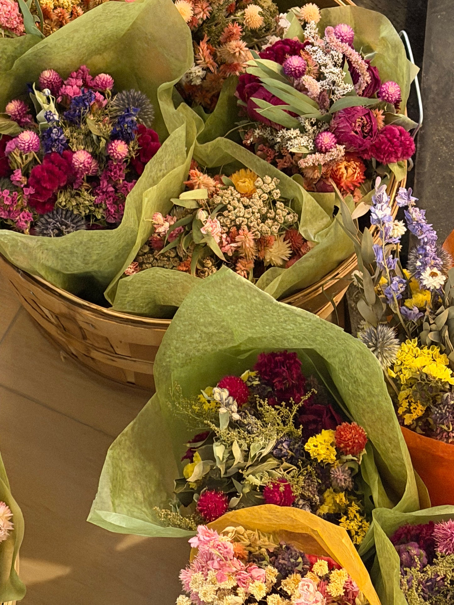 Dried Floral Bouquet - Medium