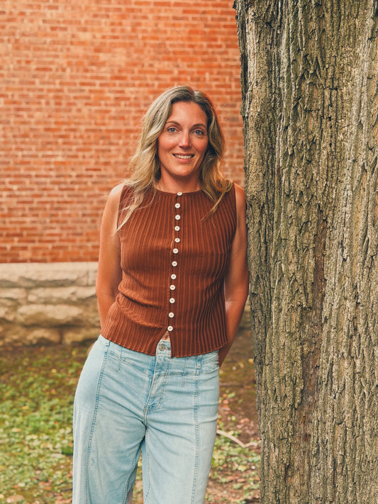 Tilly Vest In Bronze