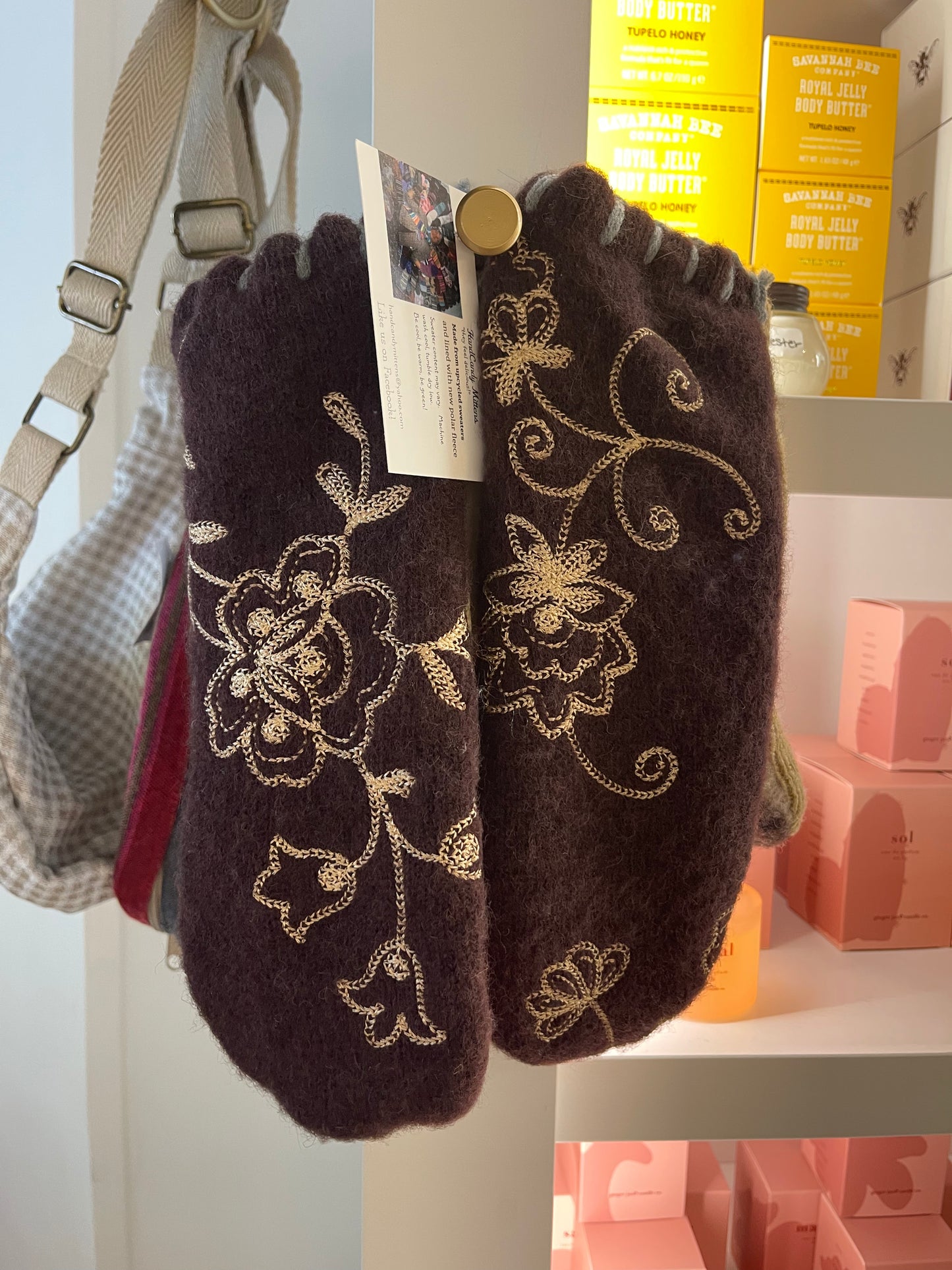 Handcandy Winter Mittens