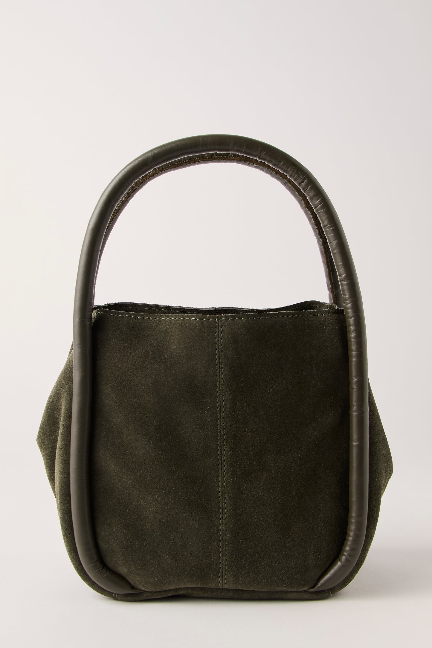 Barlow Bucket Bag