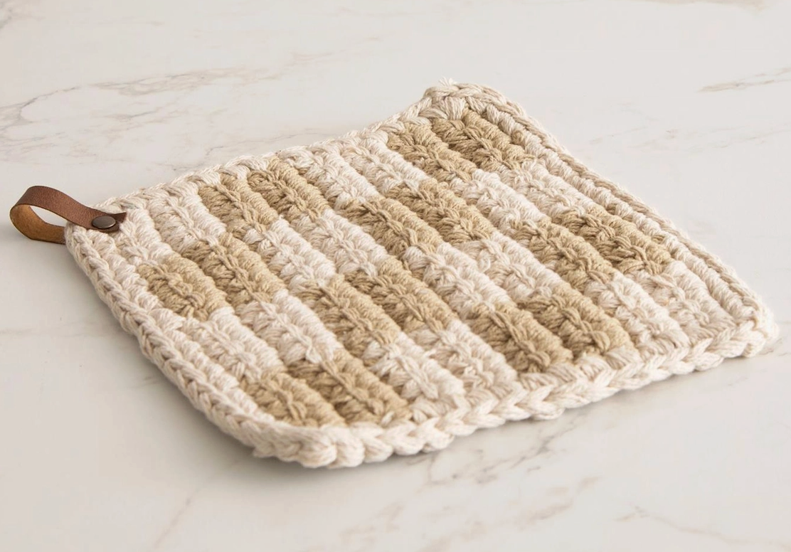 Knitted Pot Holder