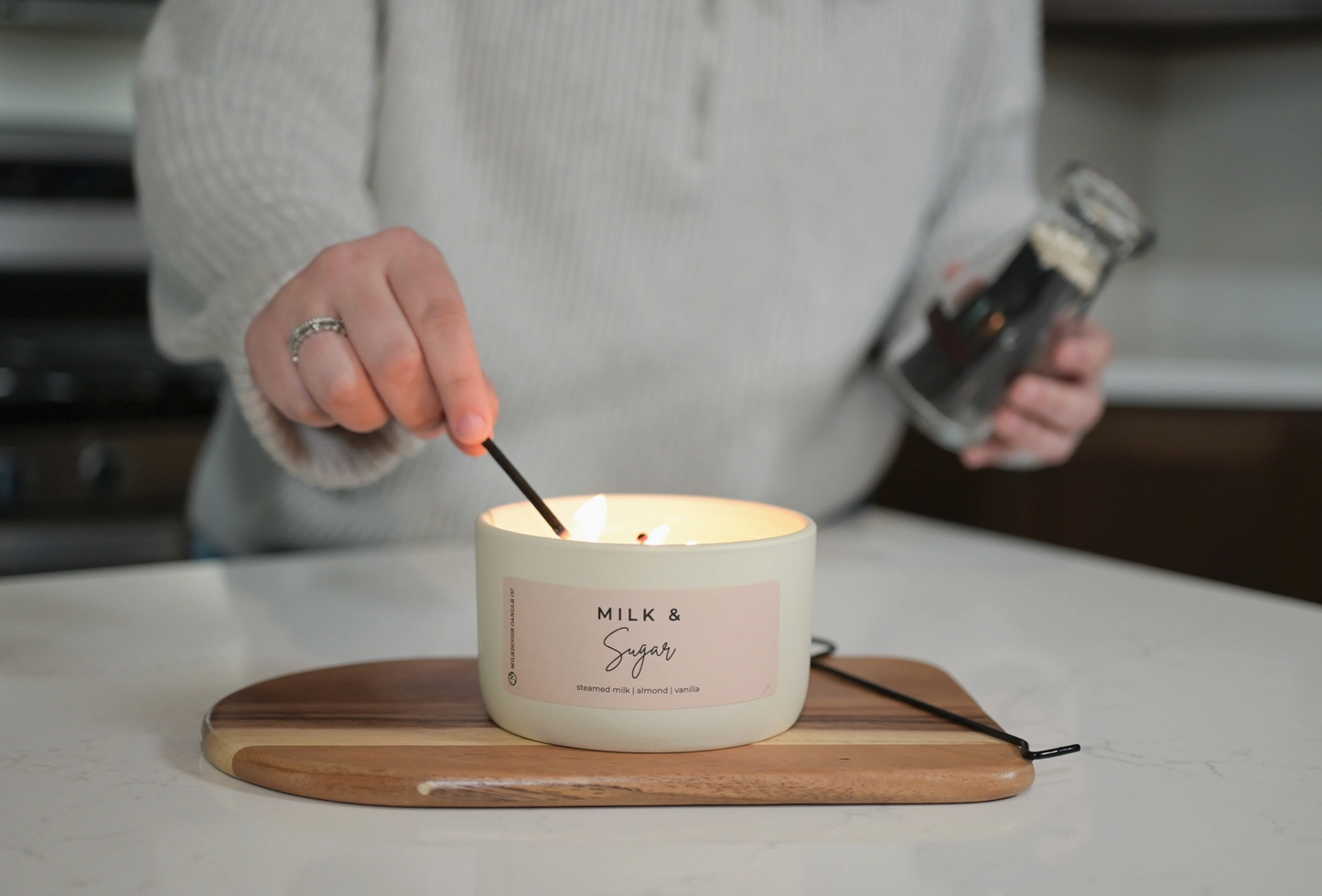 Signature Statement Candle : 10oz