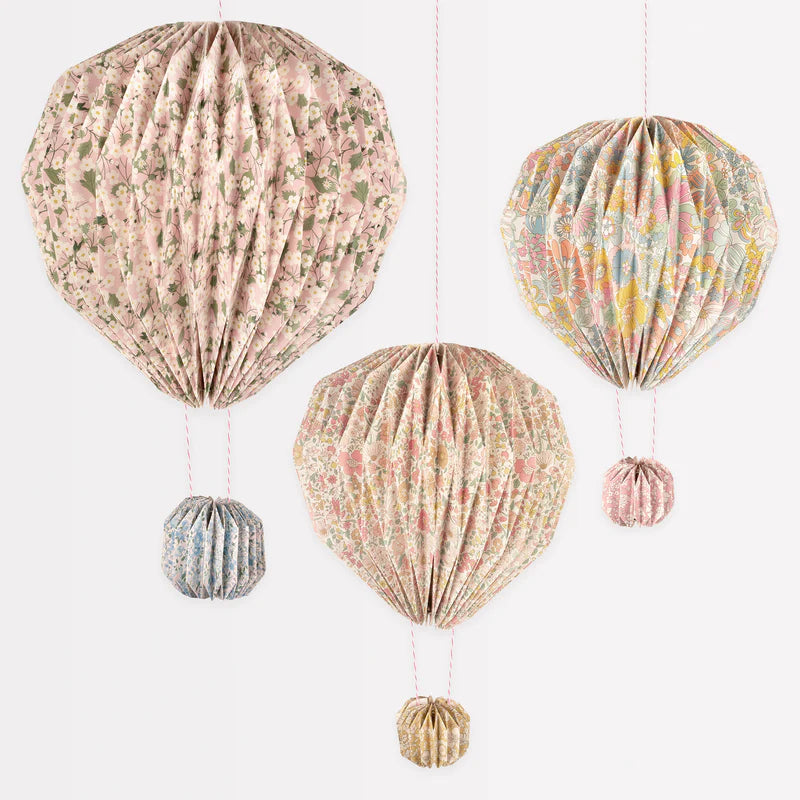 Origami Balloon Decorations